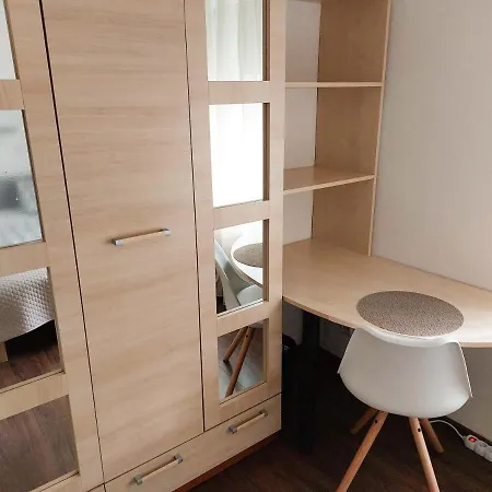 One Apartman Apartment *